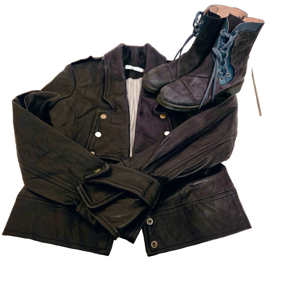 Mike & Chris Leather Jacket Women's Black Leather Bomber Jacket Small - Picture 15 of 16